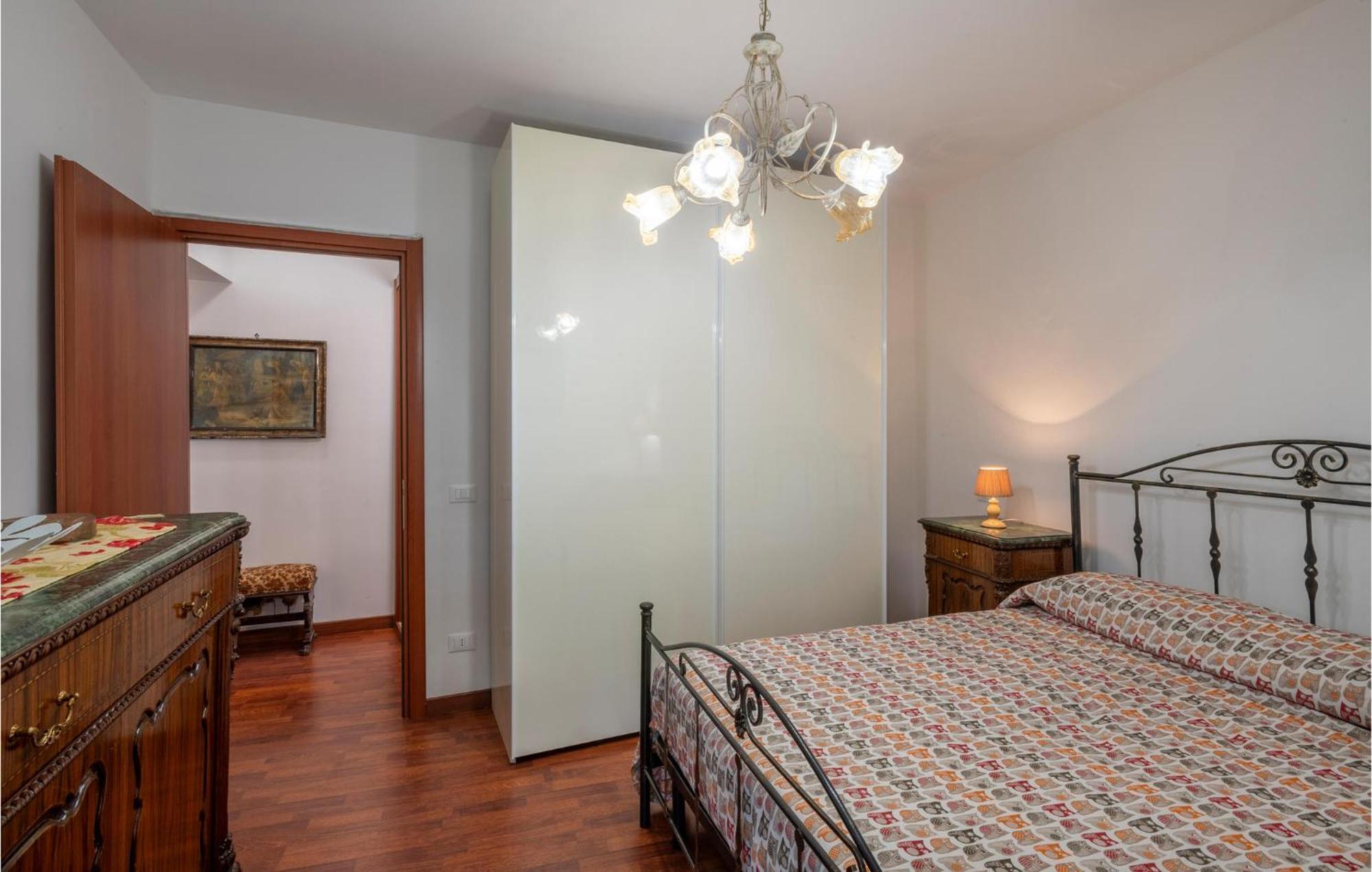 4 Bedroom Lovely Apartment In Caramanico Terme Esterno foto